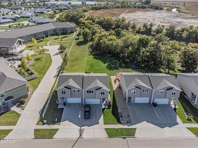 3725 Mckenzie Dr 73