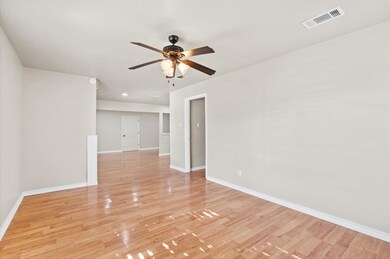 1001 Avenue D, Rosenberg, TX 77471 - photo 6