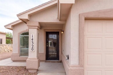14320 Desert Cactus Dr, Horizon City, TX 79928 - photo 4