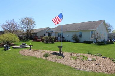 228 Division St, Brooklyn, WI 53521 - photo 2