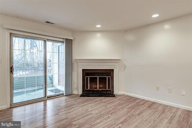 106 Lassen Ct unit 2, Princeton, NJ 08540 - photo 2