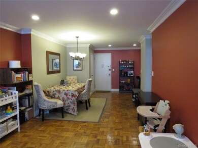33 Barker Ave unit 5G, White Plains, NY 10601 - photo 7