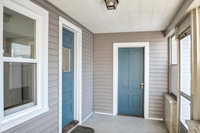 61 Howard St, Keene, NH 03431 - photo 4