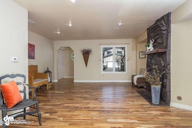 3005 Bettles Bay Loop-small-006-58-Livin