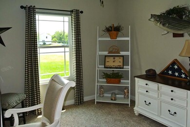 2057 Saunders Field Dr, Avon, IN 46123 - photo 5