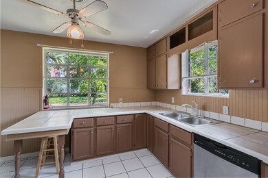 007_Kitchen