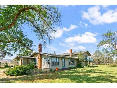 79702 Highway 216, Maupin, OR 97037 - photo 5