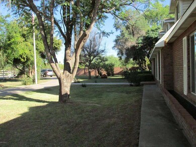 720 N Mcqueen Rd, Chandler, AZ 85225 - photo 6