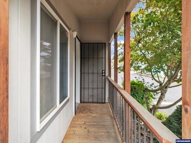 1005 Ferry St, Dayton, OR 97114 - photo 5