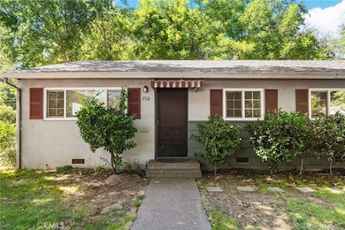 752 E 6th St, Chico, CA 95928 - photo 2