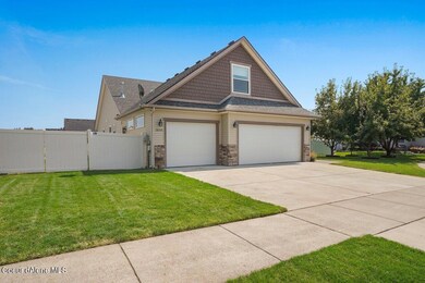 003-2656BlackberryLoop-Hayden-ID-83835-S