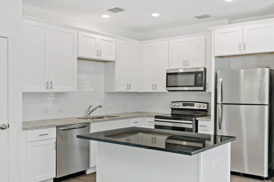 406 E 7th St unit 1, Bonham, TX 75418 - photo 6