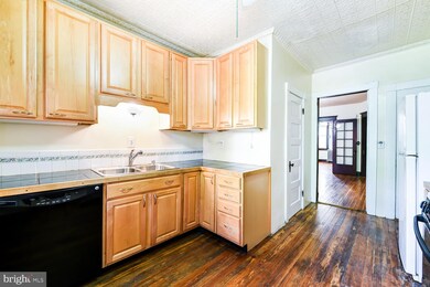 451 Newton Place NW, Washington, DC 20010 - photo 7