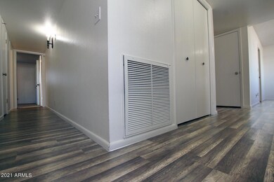 5141 E Emerald Cir Mesa AZ-large-006-010