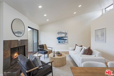 164 W 220th St unit 10, Carson, CA 90745 - photo 7