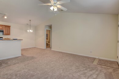 4420 Jay Bird Cir Unit 204-large-003-5-D