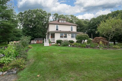 2 Warsaw St, Uxbridge, MA 01569 - photo 2