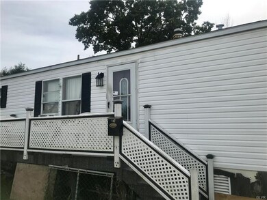 707 Edgebrook Dr, Moosic, PA 18507 - photo 7