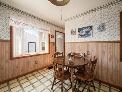 923 Josephine Ave, Columbus, OH 43204 - photo 5