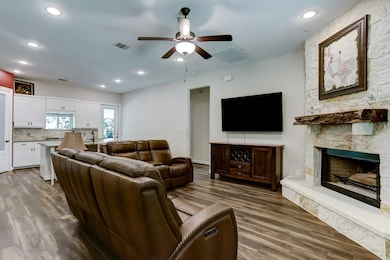 23407 Green Forest St, Hockley, TX 77447 - photo 2