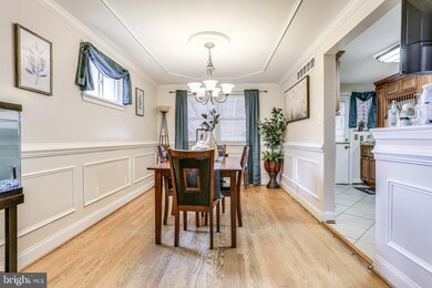 1023 Foxwood Ln, Essex, MD 21221 - photo 5