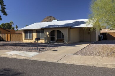 Front of the house (2)