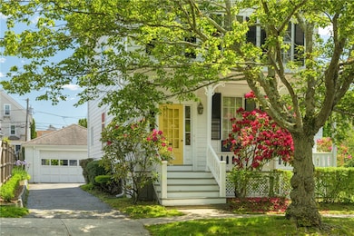 106 Franklin St, Bristol, RI 02809 - photo 2