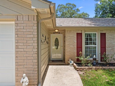 Welcoming entry way with upgraded Glass Storm Door