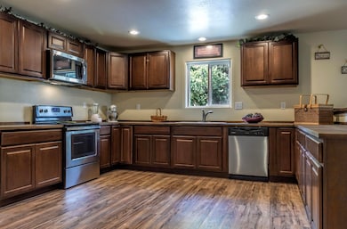 702 10th Ave E, Polson, MT 59860 - photo 5