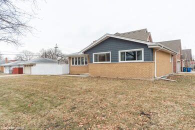 201 E Fullerton Ave, Elmhurst, IL 60126 - photo 2