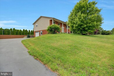 208 Maranatha Dr, Saint Thomas, PA 17252 - photo 4