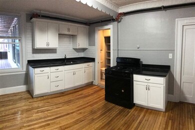 17-19 S State St unit 19-1, Concord, NH 03301 - photo 4