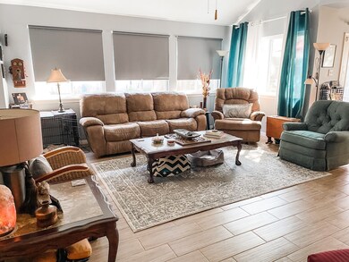 8626 Laurel Trails Dr, Houston, TX 77095 - photo 5