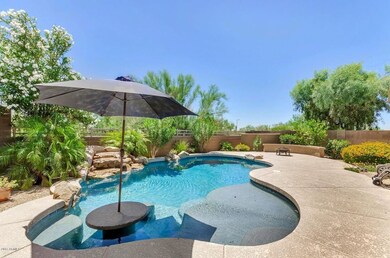 Sparkling pebble finish pool