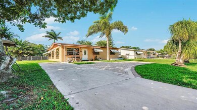 4707 Sutton Terrace S, West Palm Beach, FL 33415 - photo 3