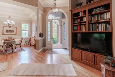 Reserve Entryway