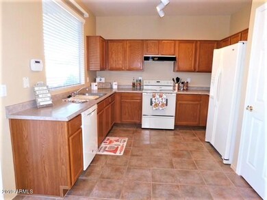 Kitchen & pantry