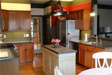 1159 Wheaton Dr, Bethlehem, PA 18017 - photo 5