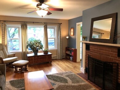 27 Emerald Ave, Lawrence, MA 01843 - photo 3