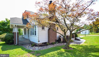 183 Claremont Ave, Tamaqua, PA 18252 - photo 3