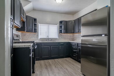 19 E Burnham St (6 of 15)