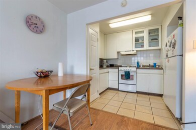 4237 Terrace St unit 1, Philadelphia, PA 19128 - photo 6