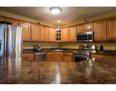 94 Green Briar Rd unit 94, Fitchburg, MA 01420 - photo 3