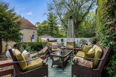 233 N Calvin Park Blvd, Rockford, IL 61107 - photo 3