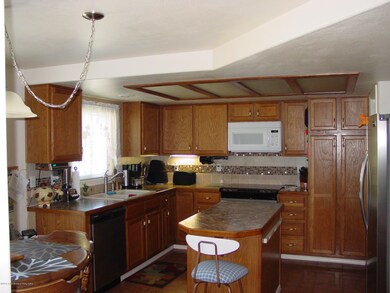 7 Kitchen