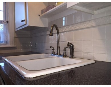 169 Cambria St, Springfield, MA 01118 - photo 6