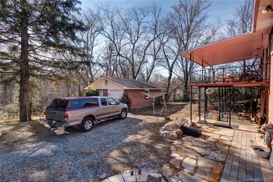 Detached 1 car garage + shop.