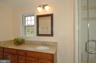 40306 Gap Rd, Leesburg, VA 20175 - photo 2