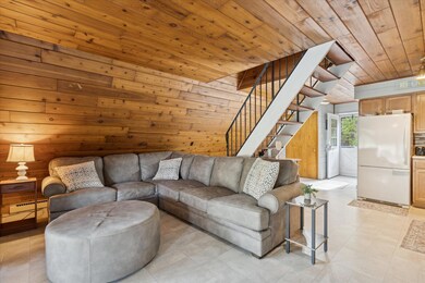 08-5340-Notre-Dame-Ave-WindowStill