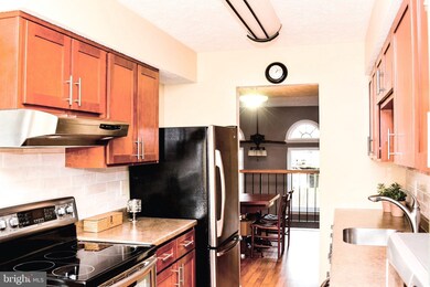 13906 Preacher Chapman Place, Centreville, VA 20121 - photo 5